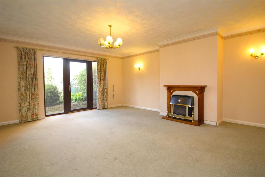 Living room.JPG