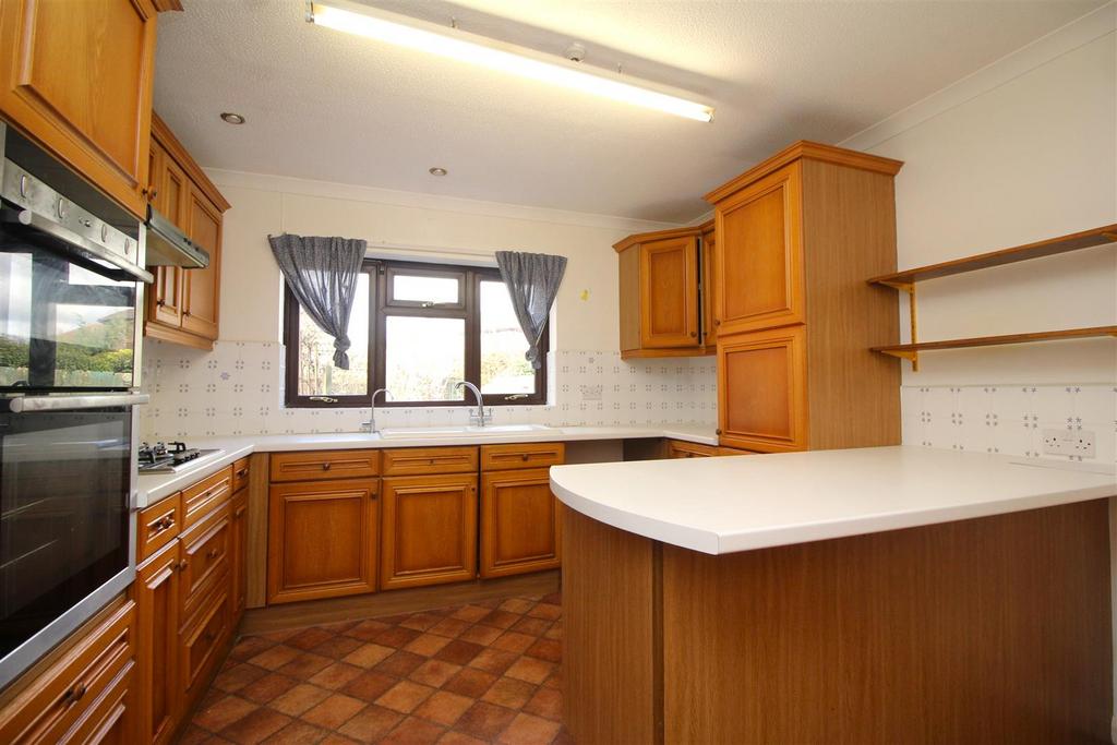 Kitchen .JPG