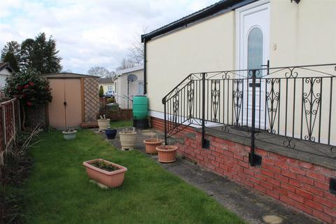 2 bedroom park home for sale, Breton Park, Muxton, Telford