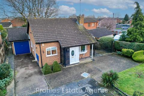 2 bedroom detached bungalow for sale, Lawton Close, Hinckley