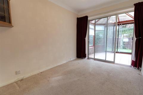 114 Lear Drive, Wistaston, Crewe, CW2 8DS