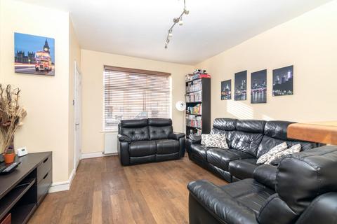 4 bedroom terraced house for sale, Compton Crescent, London N17