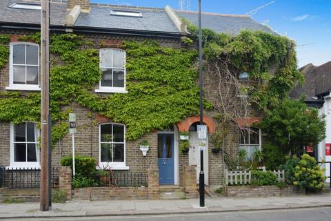3 bedroom terraced house for sale, Braemar Road, Brentford