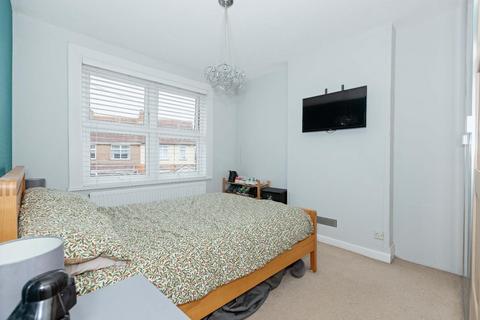 3 bedroom end of terrace house for sale, Myrtle Crescent, Lancing