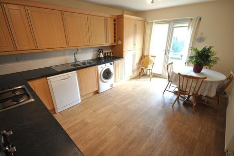 16 Pennine Road, Thorne, Doncaster, DN8 5RU