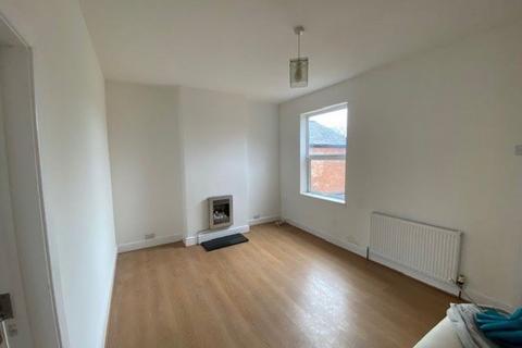 1 bedroom flat to rent, Highbury Road, Kings Heath, B14 7QP