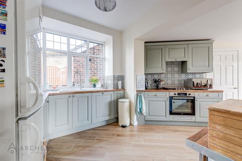 264 Lydgate Lane, Sheffield, S10 5FT