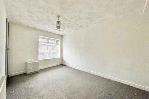 47 Buxton Road, Furness Vale, High Peak, SK23 7PL