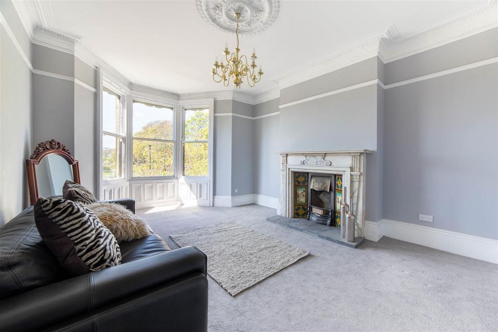Highbury, Jesmond, NE2 5 bed for sale £450,000