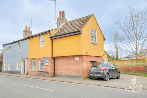 2 bedroom semi-detached house for sale, Colchester Road, Clacton-On-Sea CO16