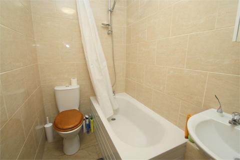 Studio for sale, Stanwell, Staines-upon-Thames, TW19