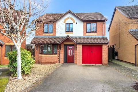 4 bedroom detached house to rent, Chatsworth Drive, Wellingborough NN8