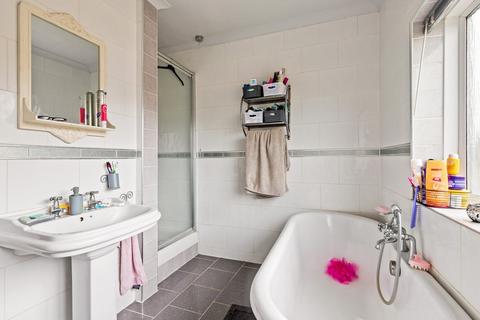 34 Barton Road, Dover, CT16 2ND