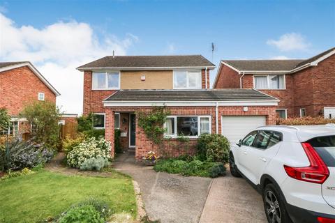 4 bedroom detached house for sale, Marsala Walk, Darfield, Barnsley