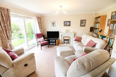 4 bedroom detached house for sale, Marsala Walk, Darfield, Barnsley