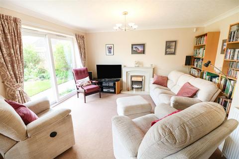 3 Marsala Walk, Darfield, Barnsley, S73 9RF