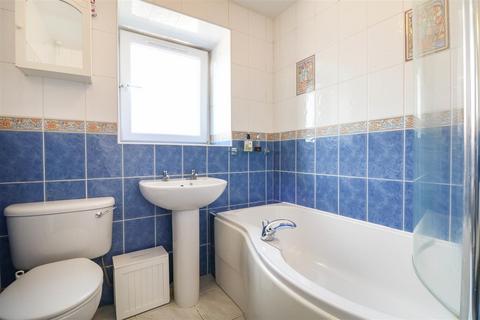 3 Marsala Walk, Darfield, Barnsley, S73 9RF