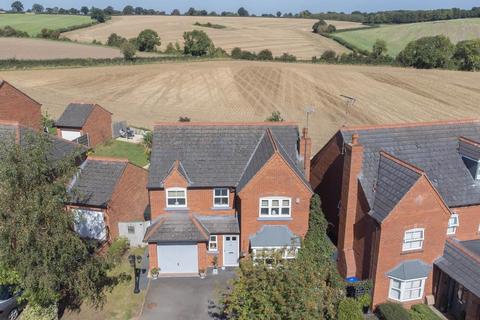 29 Charingworth Drive, Hatton Park, Warwick, CV35 7SY