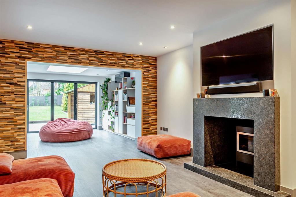 8536609-interior54-800.jpg