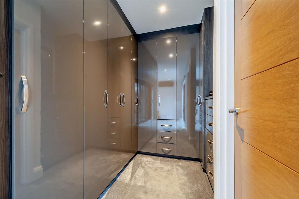 8536609-interior16-800.jpg