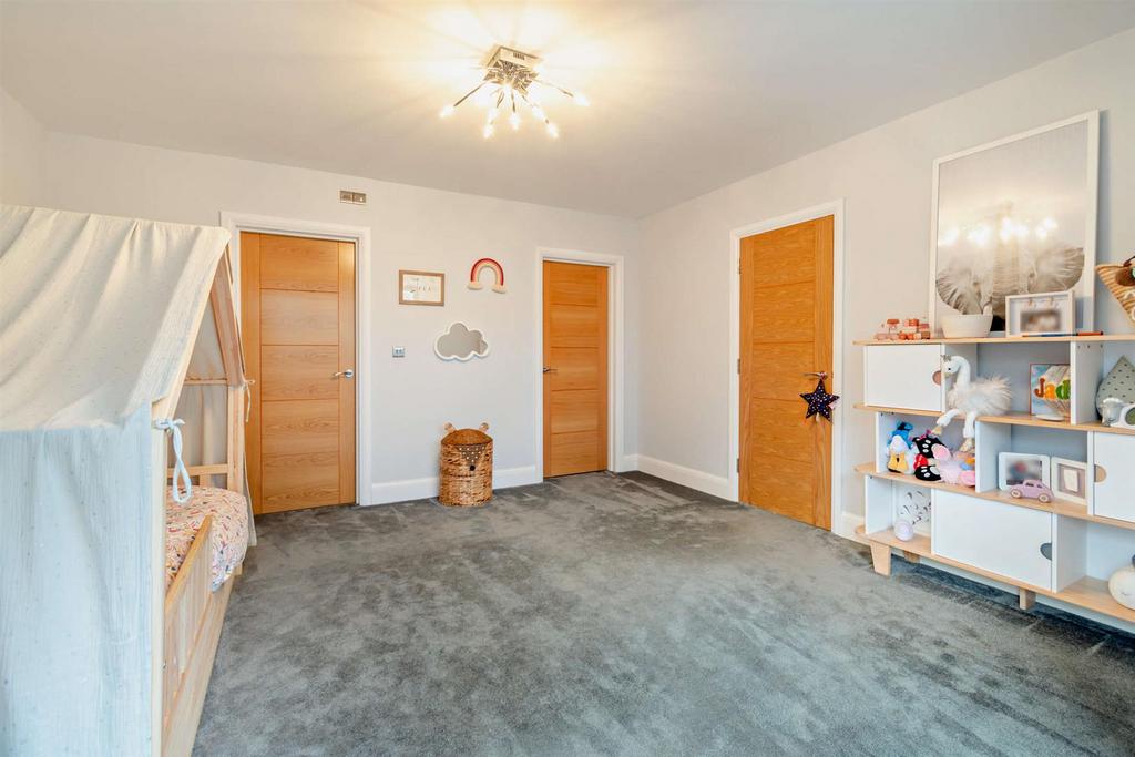 8536609-interior27-800.jpg