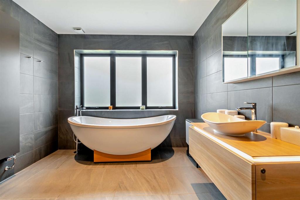 8536609-interior18-800.jpg