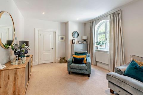 Apartment 1, Catesby House Lapworth Street, Lapworth, Solihull, B94 5QS
