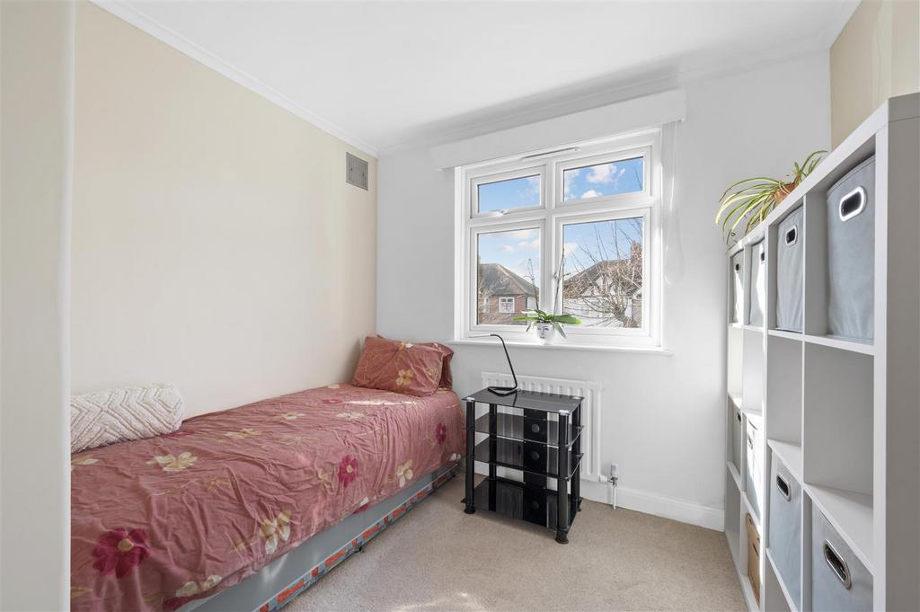 Aylward Road 32, 15.jpg