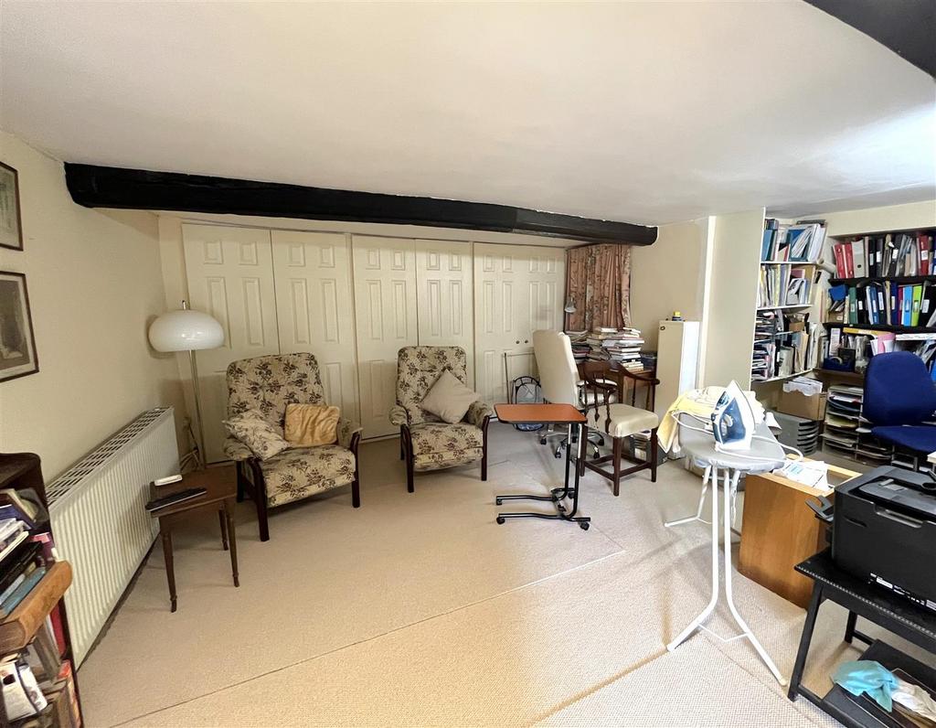 Office/Bedroom 5