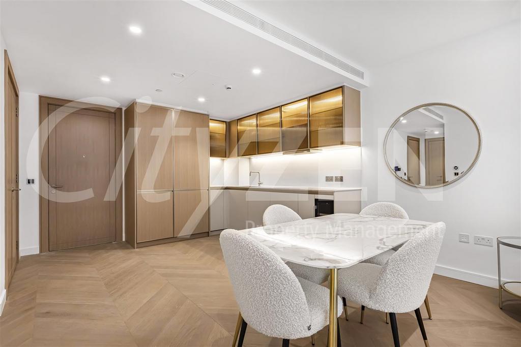 Reception room/kitchen