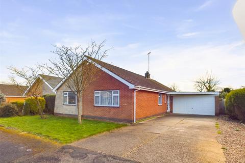 3 bedroom bungalow for sale, Pinfold Crescent, Nottingham NG14