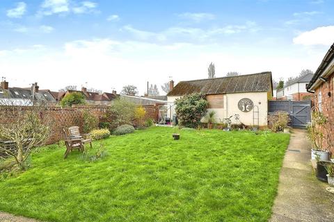 1 bedroom flat for sale, Golden Square, Tenterden