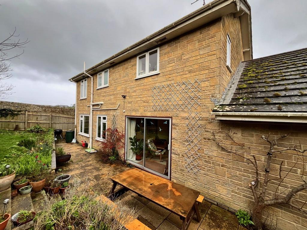 Barrs Lane, Charmouth, DT6 4 bed detached house for sale £725,000