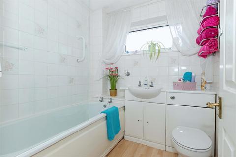 22 The Pallant, Goring By Sea, Worthing, BN12 6AY
