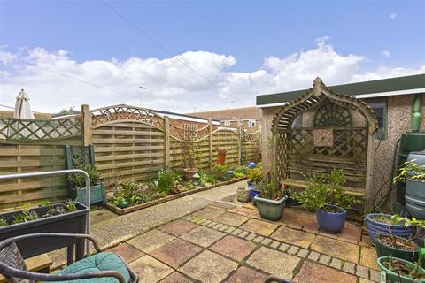 22 The Pallant, Goring By Sea, Worthing, BN12 6AY
