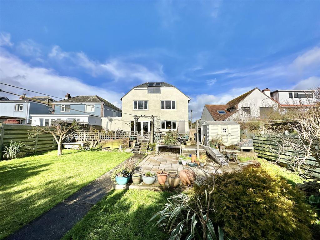 Gillard Road, Brixham 5 bed detached house for sale £725,000