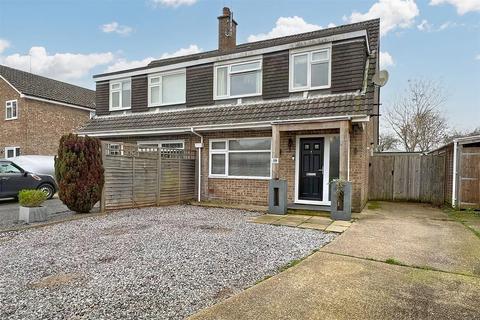 3 bedroom semi-detached house for sale, Raleigh Close, Ringwood