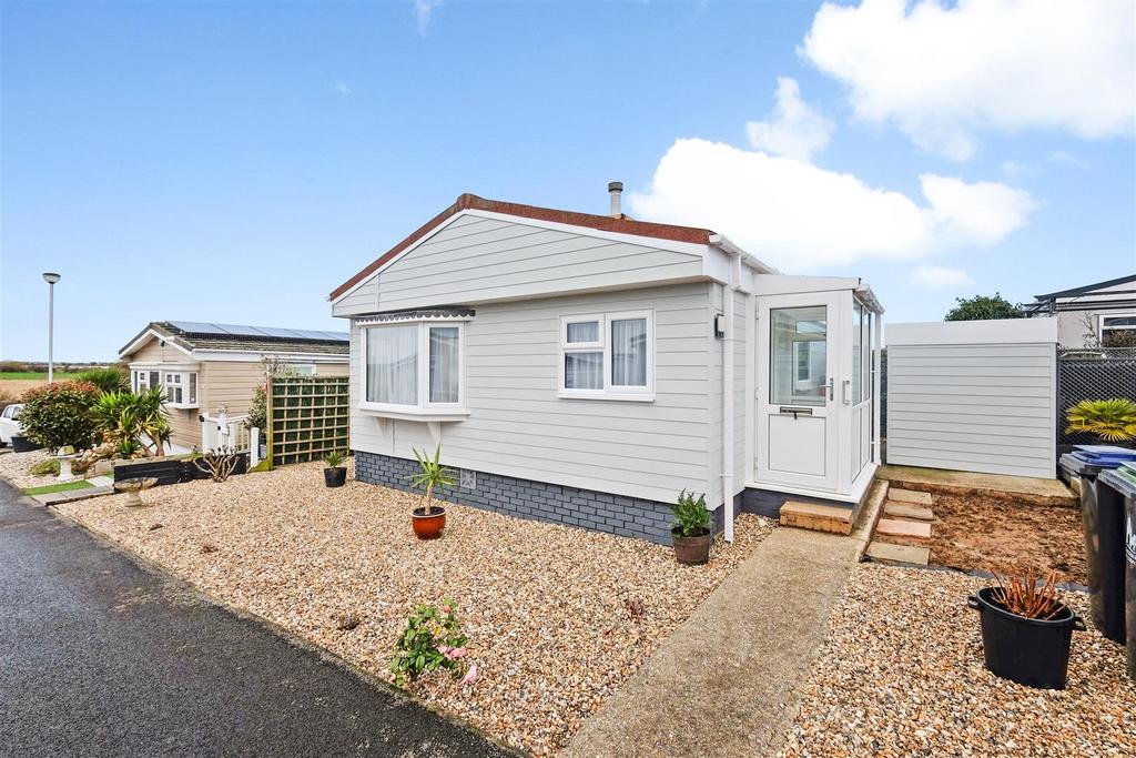 Applegarth Park, Seasalter, Whitstable 1 bed park home for sale £145,000