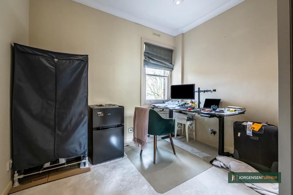 2nd bedroom -009 LR - JT.jpg