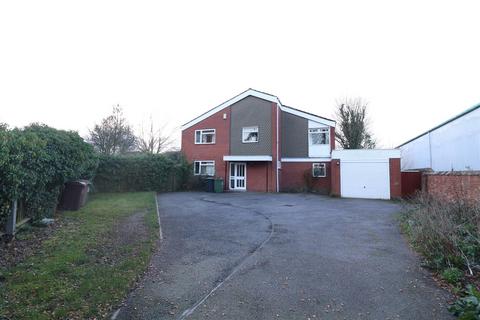 4 bedroom detached house to rent - Melton Road, Thurmaston, Leicester, LE4