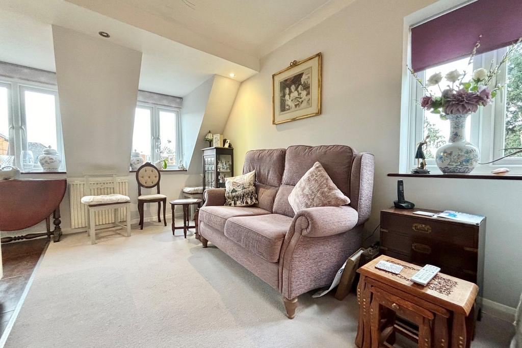 Wickham Road, Beckenham, BR3 Retirement property for sale £125,000