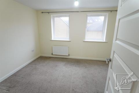 20 Burroughs Drive, Dartford, DA1 5TX