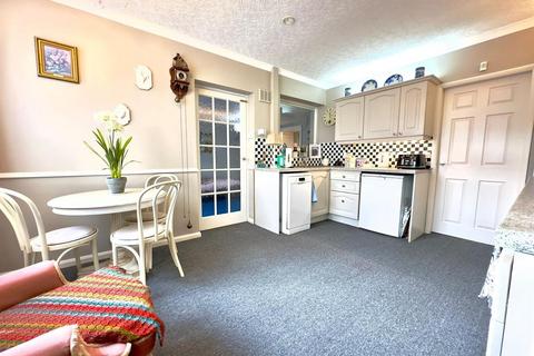 11 Cooke Close, Old Tupton, Chesterfield, S42 6JE
