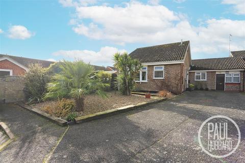 3 bedroom detached bungalow for sale - The Chestnuts, Wrentham, NR34