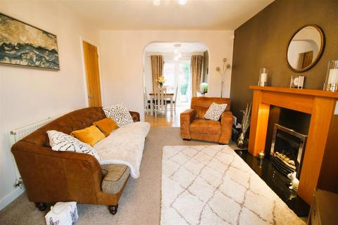 3 bedroom detached house for sale - Parkmere Close, Bradford BD4