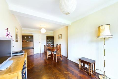 90 Catlins Lane, Pinner, HA5 2BX