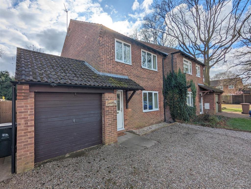Blandford Close, Welland, Malvern 3 bed semidetached house for sale