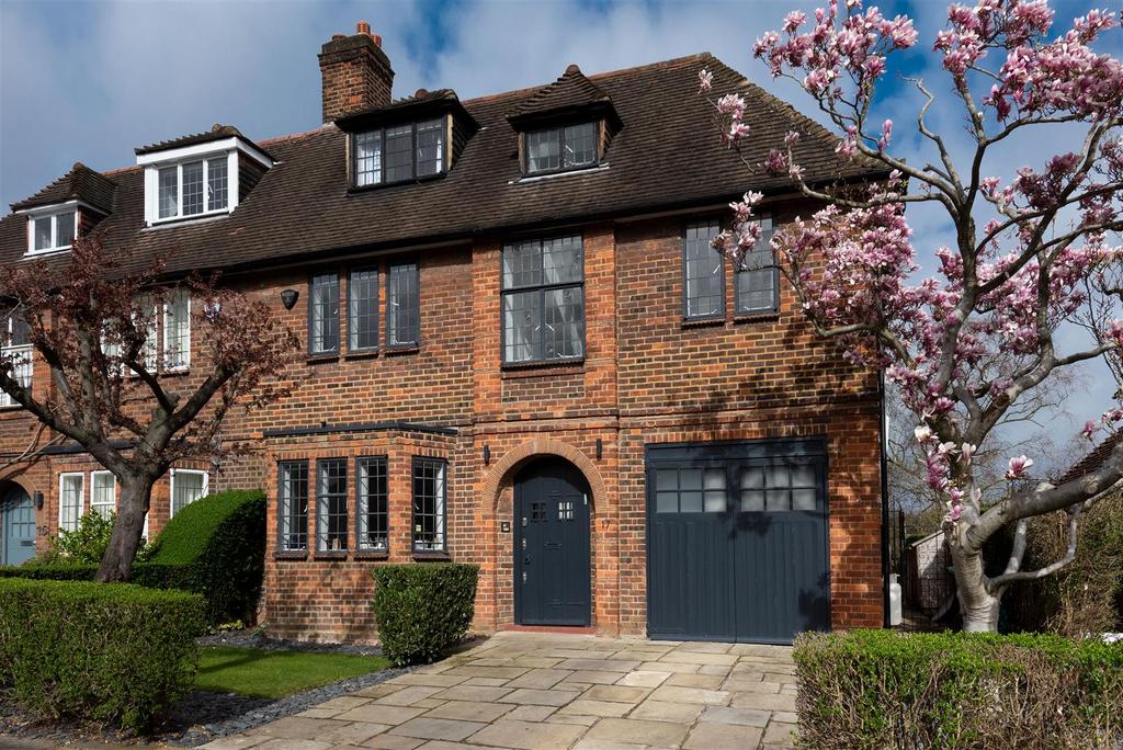 Middleway, NW11 6 bed semidetached house for sale £2,650,000