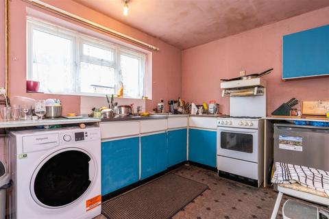 4 bedroom terraced house for sale, Station Road, Derby DE74