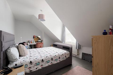 2 bedroom apartment for sale, Station Road, Lyminge, Folkestone, CT18